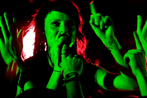 Jennifer Rostock (live im Substage Karlsruhe, 2008)
Foto: Achim Casper (punkrockpix.de)